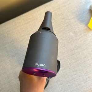 Dyson Supersonic Hair Dryer in Gray and Purple